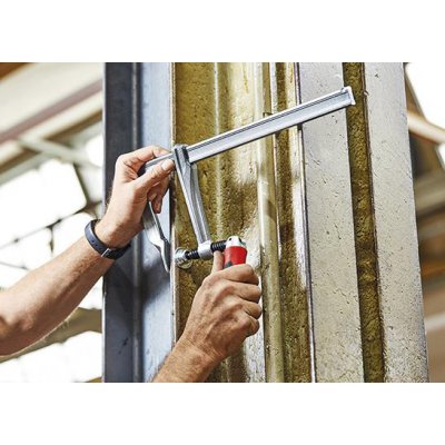 Celoocelová šroubová svěrka s 2-složkovou rukojetí 600x120 mm sklápěcí rukojeť Bessey - obrázek