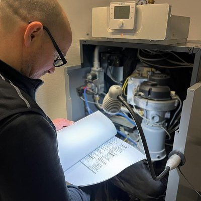 LED pracovní svítidlo Flexi 90° 450 lumenů, stmívatelné Bauer + Böcker - obrázek