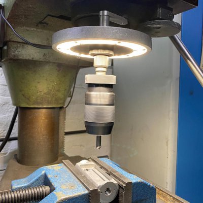 LED strojní svítidlo kruhové 160 mm 460 lumenů Bauer + Böcker - obrázek