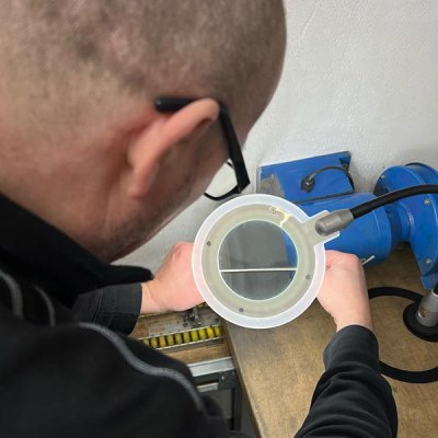 LED svietidlo s lupou Slim - obrázek