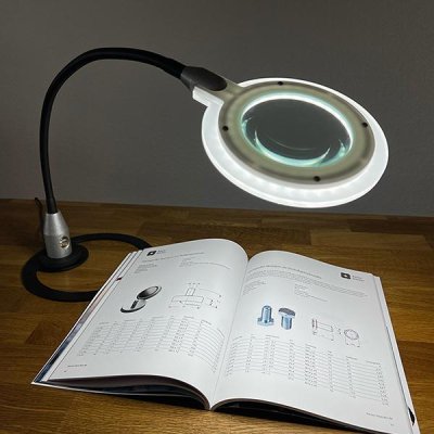 LED svietidlo s lupou Slim - obrázek